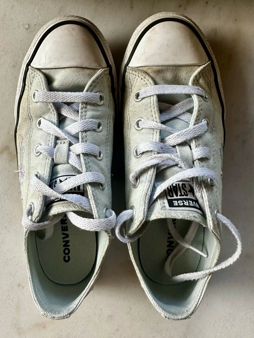 Converse Kids Chuck Taylor Mint Green with Flowers | Converse low tops flowers